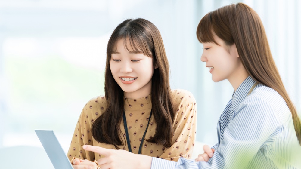 働く女性